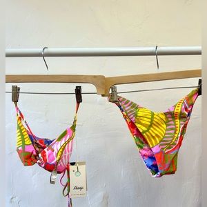Medium Maaji reversible bikini top and bottom.